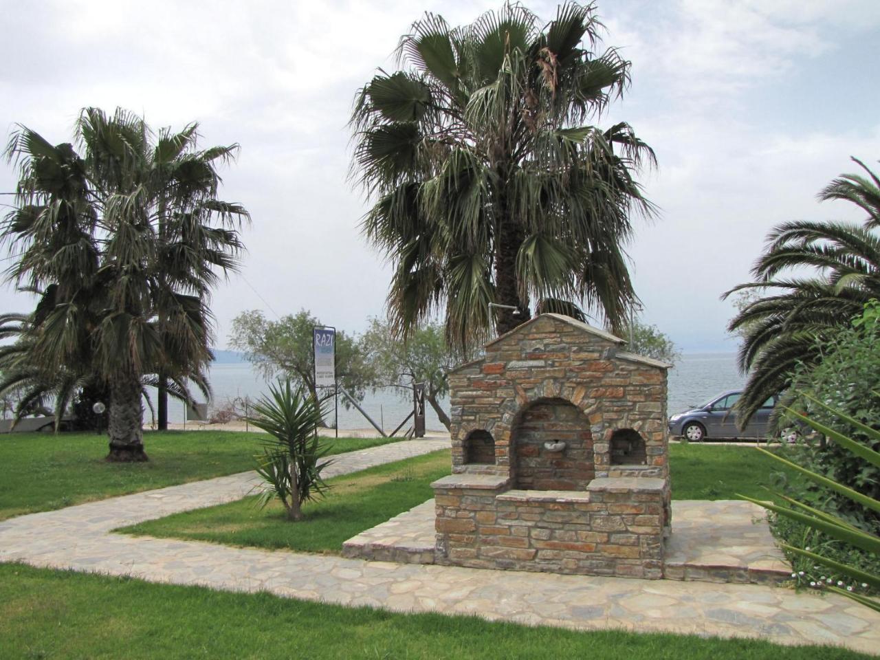 Razi Beach Lefokastro Extérieur photo