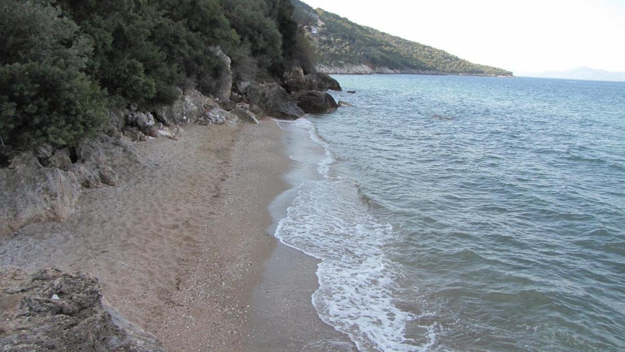 Razi Beach Lefokastro Extérieur photo