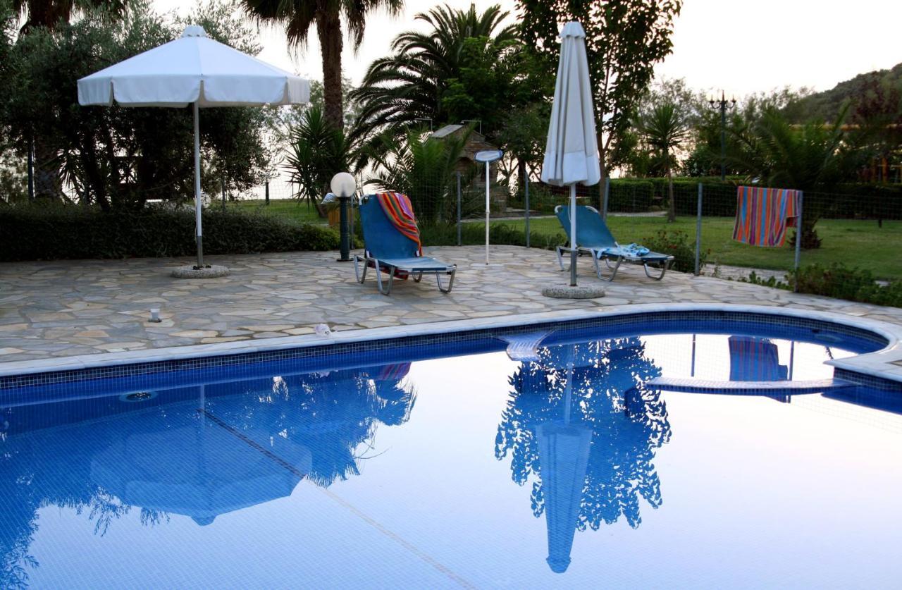 Razi Beach Lefokastro Chambre photo